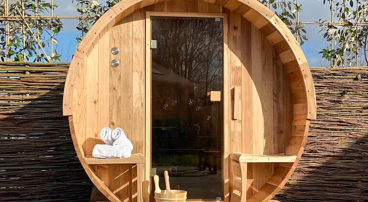 Bed & Wellness Klein Knorrestein With Private Hottub And Sauna And Tandembike Rental Included In Price Almere Extérieur photo